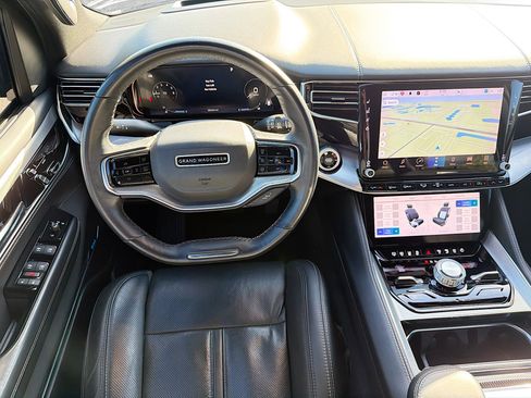 Used 2022 Jeep Grand Wagoneer Series I image 18