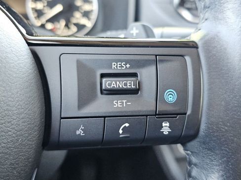 Used 2021 Nissan Rogue SL AWD/4WD image 12