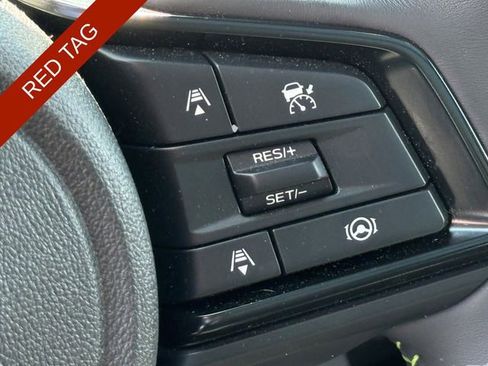 Used 2025 Subaru Ascent Bronze Edition w/ Onyx Package image 13