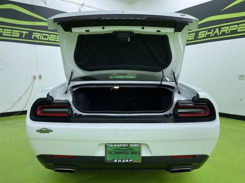 Used 2022 Dodge Challenger GT image 9