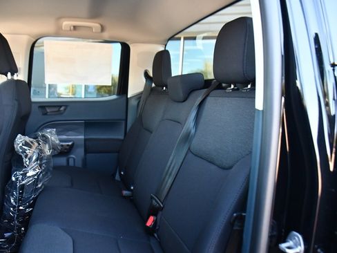 New 2025 Ford Maverick XL image 18