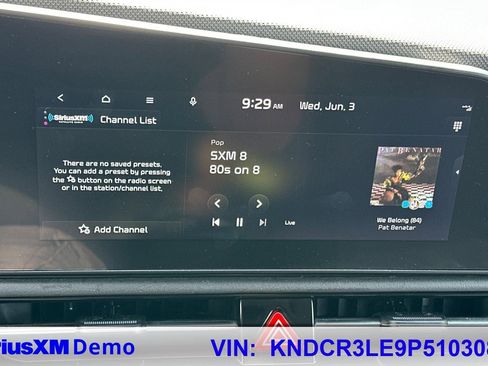 Certified 2023 Kia Niro EX Touring FWD image 33