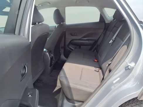 Used 2024 Hyundai Kona SEL AWD/4WD image 17