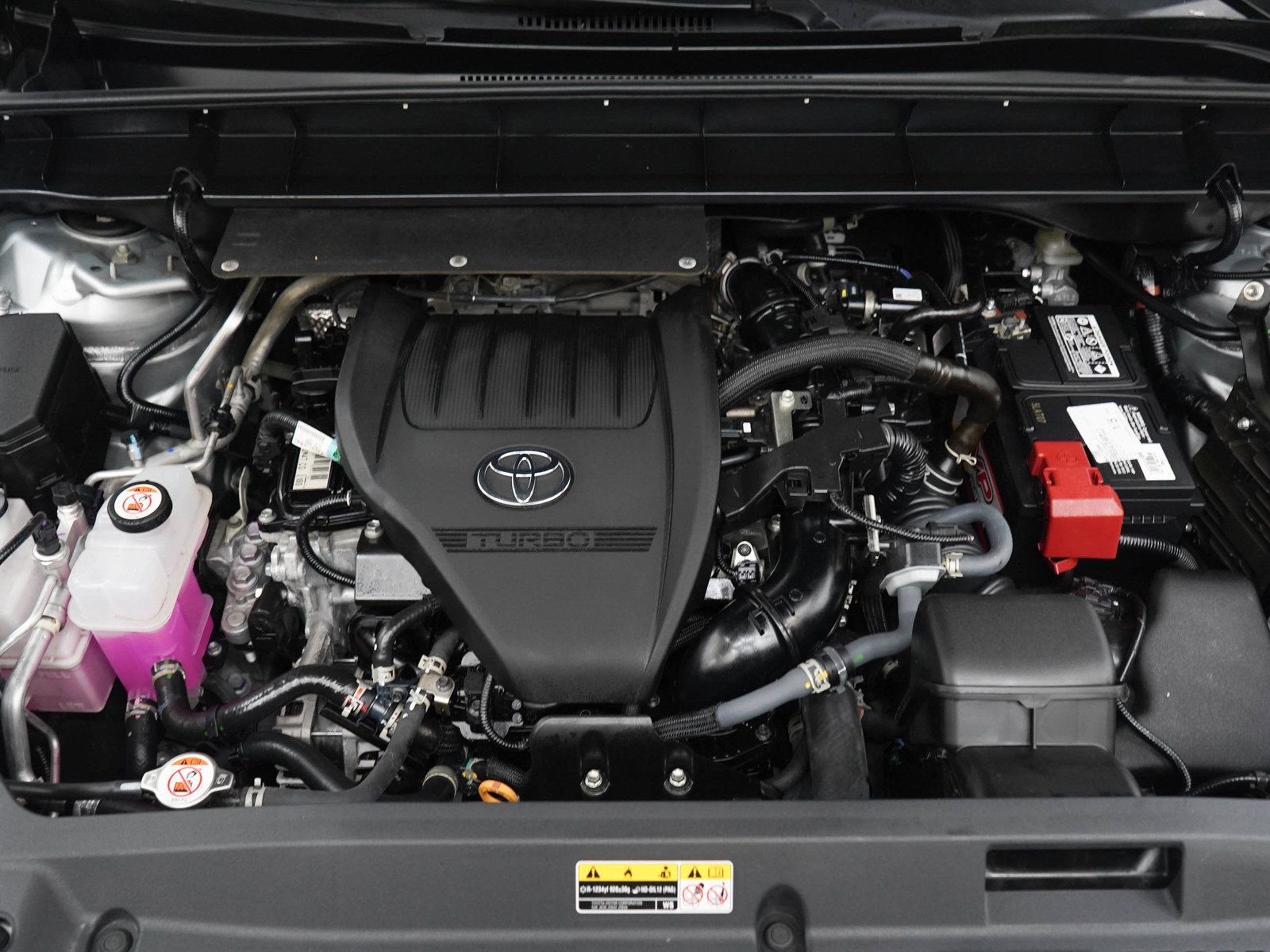 Used 2025 Toyota Highlander XLE AWD/4WD image 32