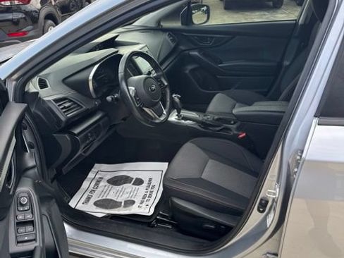 Used 2023 Subaru Crosstrek 2.0i Premium w/ Popular Package #3 AWD/4WD image 10