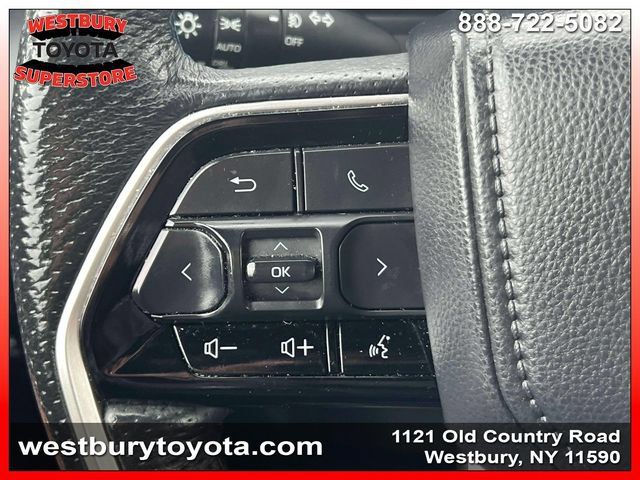 Used 2023 Toyota Sequoia Platinum AWD/4WD image 26