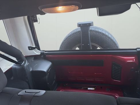 Used 2012 Jeep Wrangler Unlimited Sahara w/ Dual Top Group image 20