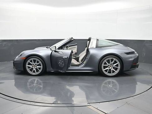 Certified 2026 Porsche 911 Targa 4 GTS AWD/4WD image 26