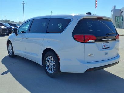 New 2026 Chrysler Voyager LX