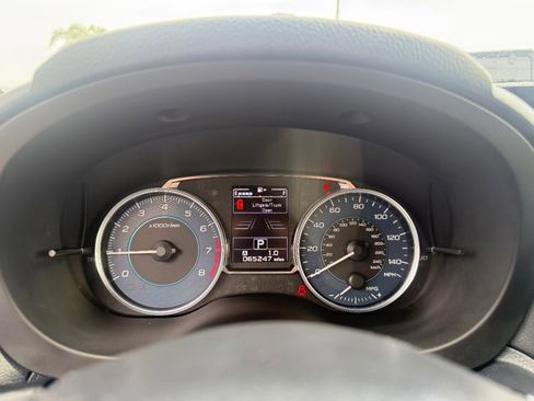 Used 2017 Subaru Crosstrek 2.0i Limited image 22