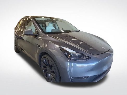 Used 2023 Tesla Model Y Performance AWD/4WD image 4