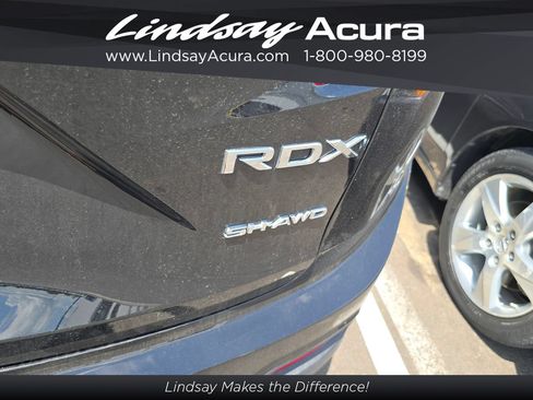 Used 2026 Acura RDX SH-AWD image 23