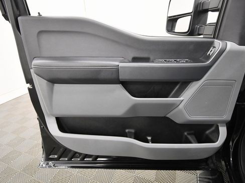 Used 2023 Ford F250 XLT image 13