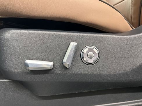 New 2026 Lincoln Navigator Black Label AWD/4WD image 30