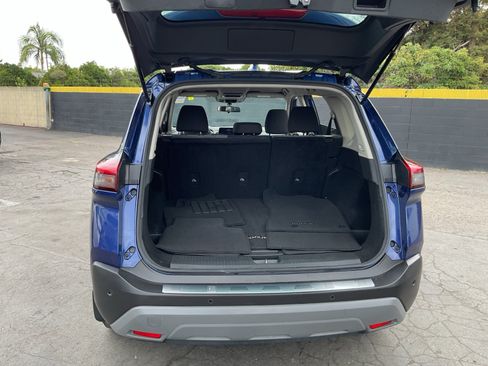 Used 2023 Nissan Rogue SV FWD image 25