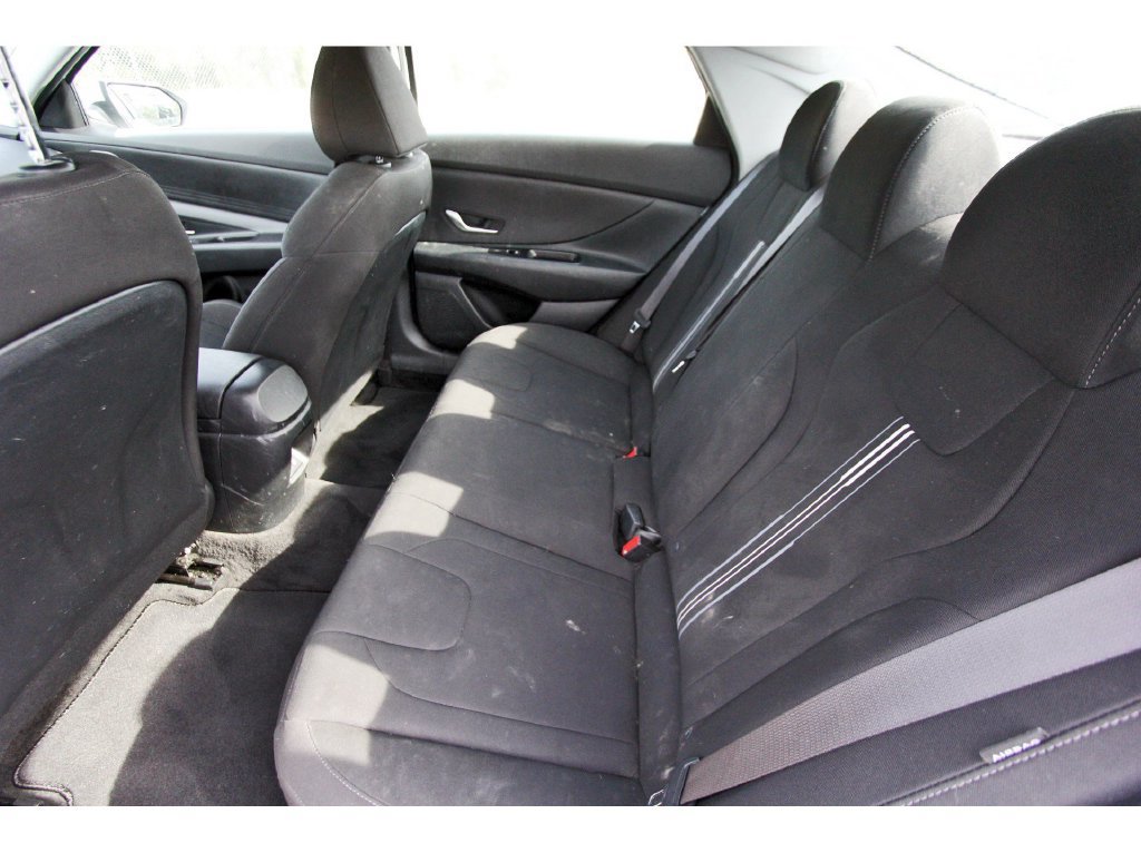 Certified 2026 Hyundai Elantra Hybrid FWD image 14