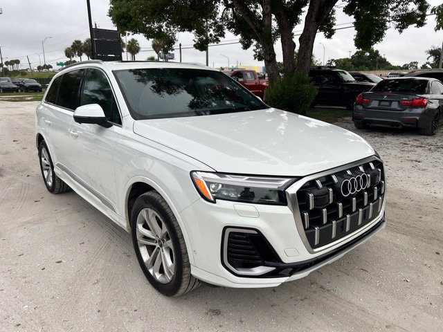 Used 2025 Audi Q7 3.0T Premium Plus AWD/4WD image 1