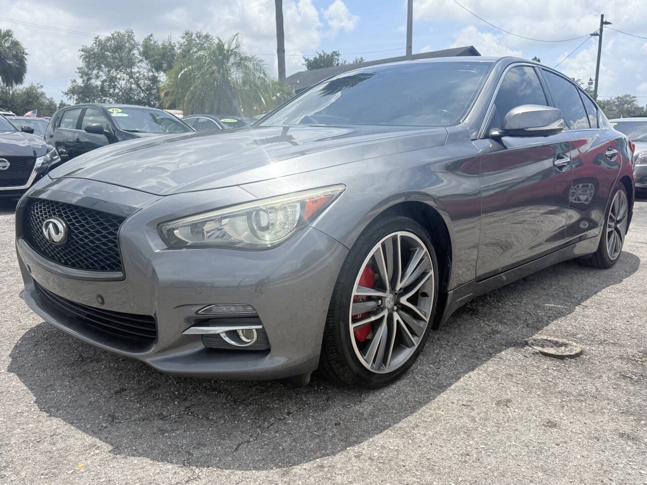 Used 2014 INFINITI Q50 Premium w/ Technology Package RWD image 3