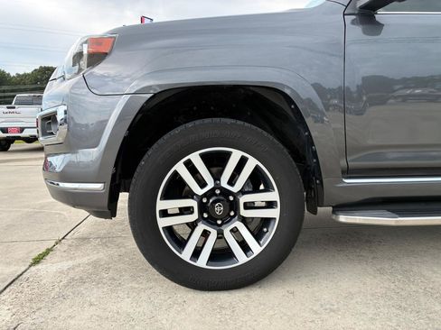 Used 2019 Toyota 4Runner Limited AWD/4WD image 7