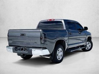 Used 2018 Toyota Tundra SR5 w/ SR5 Upgrade Package AWD/4WD video 2