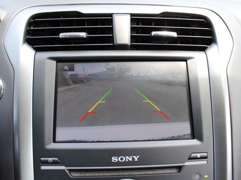 Used 2014 Ford Fusion Titanium FWD image 28