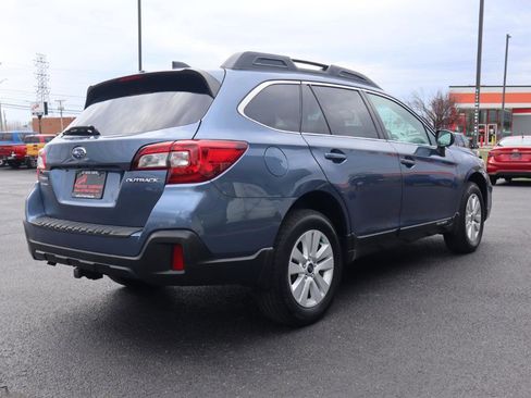 Used 2018 Subaru Outback 2.5i Premium image 9