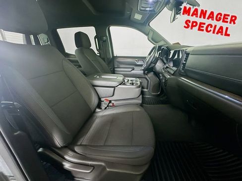 Used 2025 Chevrolet Silverado 1500 LT image 28