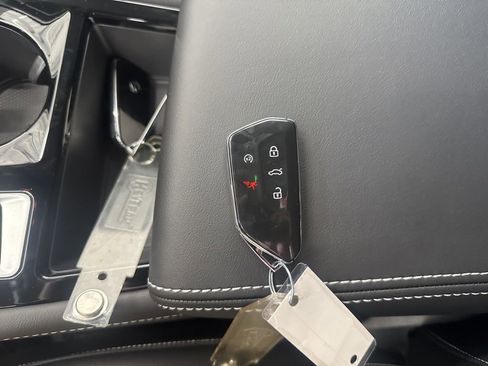 New 2026 Volkswagen Atlas SE image 31