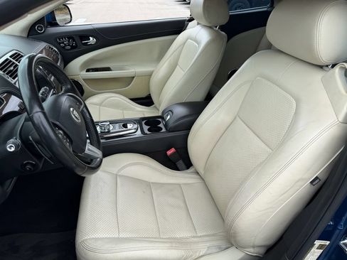 Used 2013 Jaguar XK Coupe RWD image 10