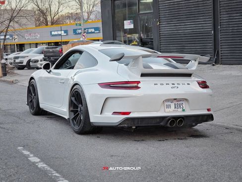 Used 2018 Porsche 911 GT3 image 7