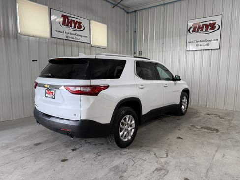 Used 2018 Chevrolet Traverse LT AWD/4WD image 3
