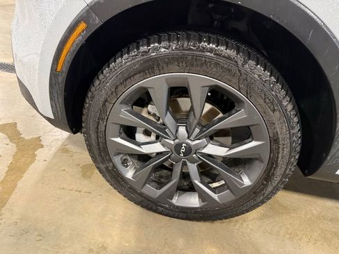 Certified 2023 Kia Sorento SX Prestige image 10