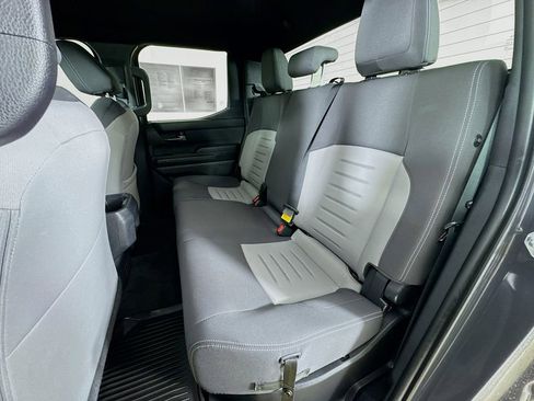 Used 2024 Toyota Tacoma TRD Off-Road image 18