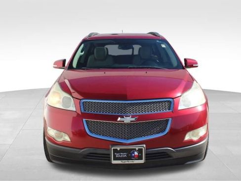 Used 2012 Chevrolet Traverse LTZ image 2