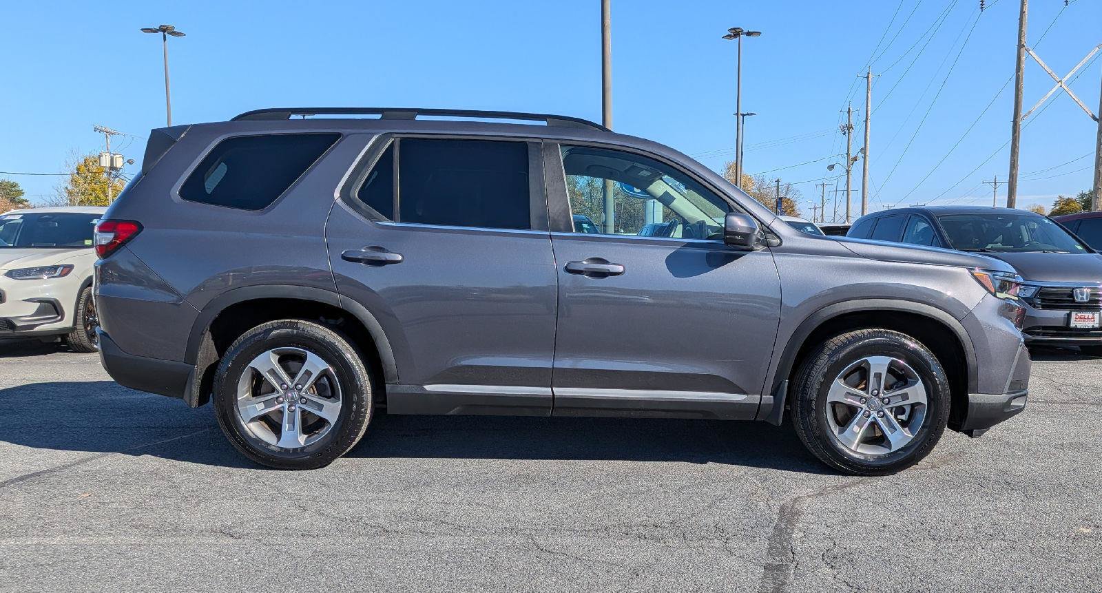 Certified 2024 Honda Pilot EX-L image 5