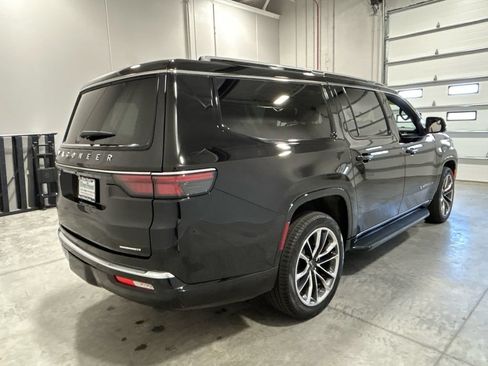 Used 2024 Jeep Wagoneer L Series II w/ Convenience Group I AWD/4WD image 6