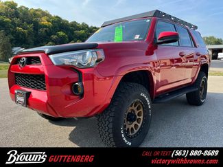 Used 2016 Toyota 4Runner SR5 image 1