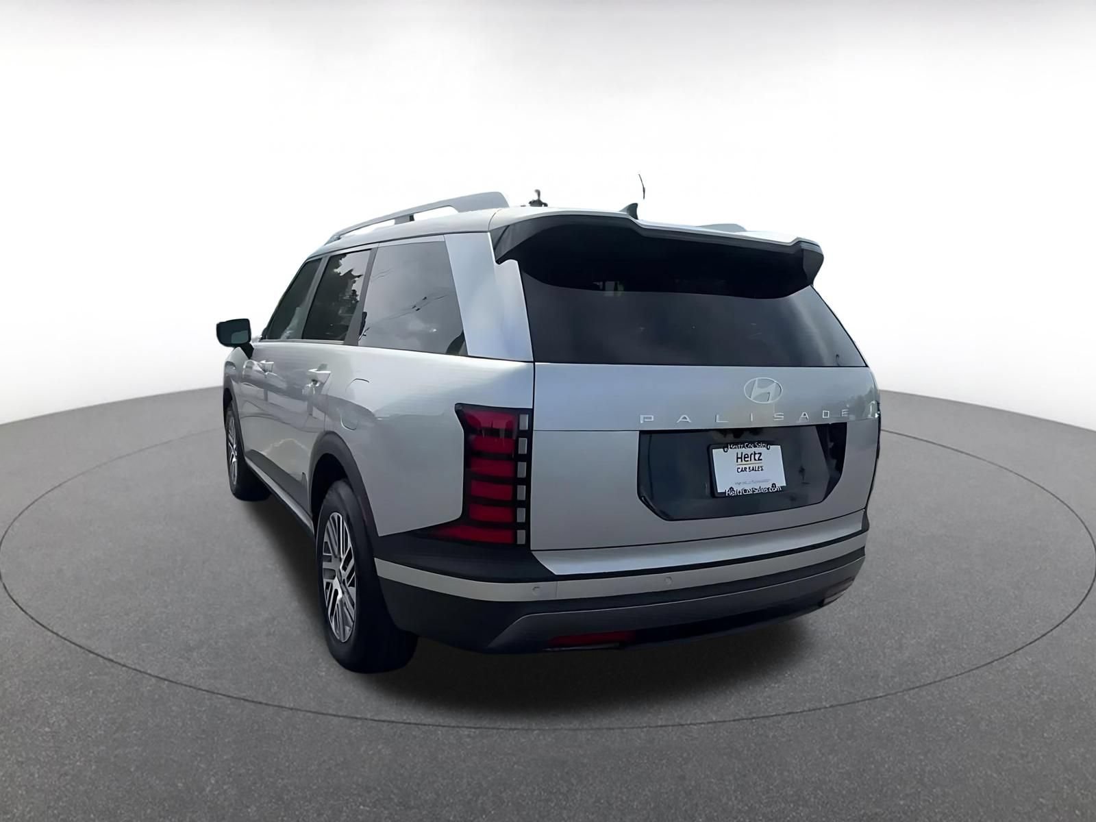 Used 2026 Hyundai Palisade SEL FWD image 10