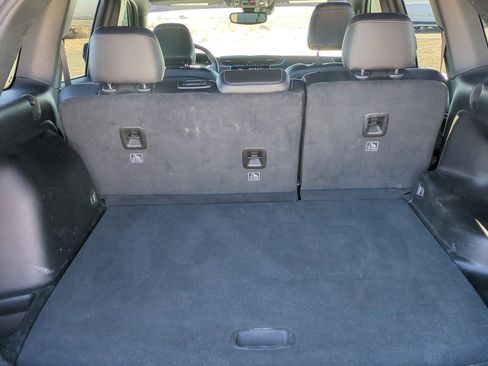 Used 2023 Jeep Grand Cherokee Altitude image 29