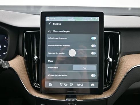 New 2026 Volvo XC60 B5 Core w/ Climate Package image 20