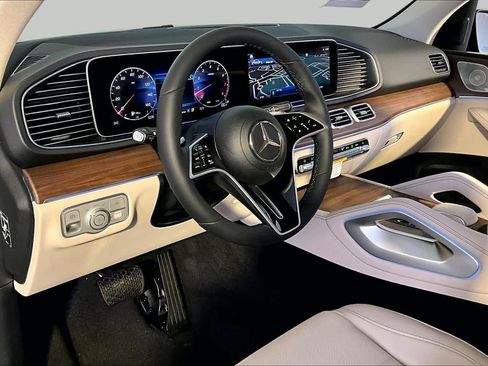 New 2026 Mercedes-Benz GLE 350 4MATIC image 9