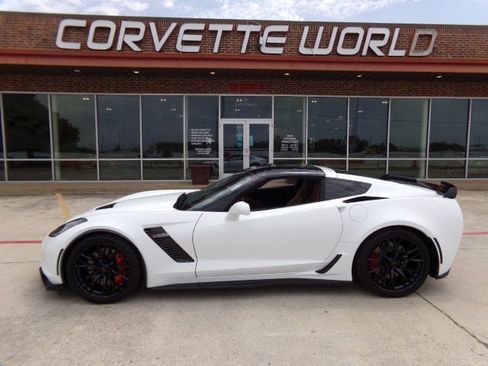 Used 2017 Chevrolet Corvette Z06 RWD image 8