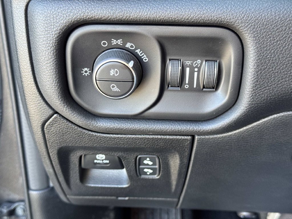 Used 2026 RAM 1500 Big Horn AWD/4WD image 30