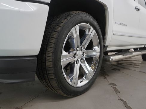 Used 2018 Chevrolet Silverado 1500 LTZ Z71 w/ LTZ Plus Package image 25