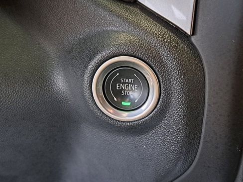 Used 2020 Chevrolet Silverado 1500 RST w/ All-Star Edition image 14