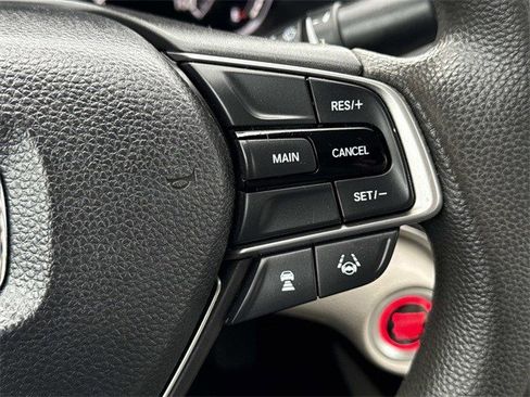Used 2018 Honda Accord LX image 23