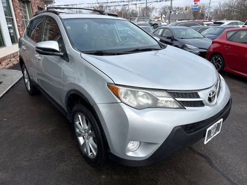 Used 2015 Toyota RAV4 Limited image 3