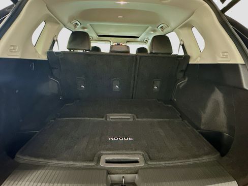Used 2023 Nissan Rogue SL AWD/4WD image 30