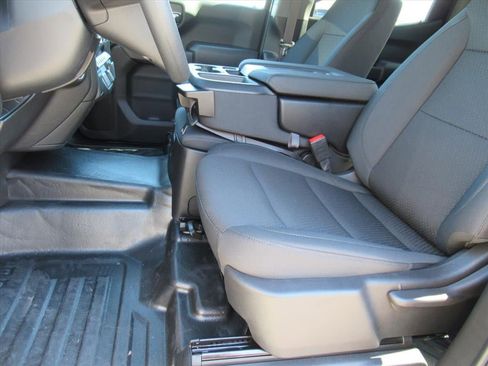 New 2026 GMC Sierra 1500 Pro w/ Pro Value Package image 16