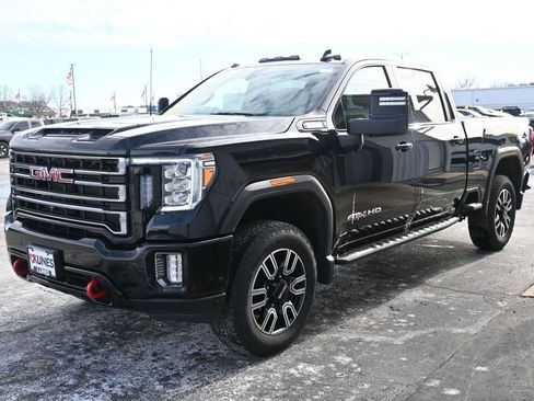 Used 2022 GMC Sierra 3500 AT4 w/ AT4 Premium Plus Package image 12